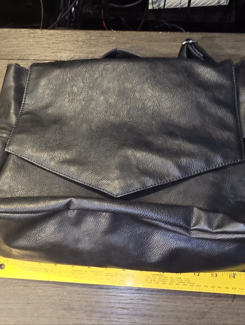 Thirty One Black Backpack/profesional Bag